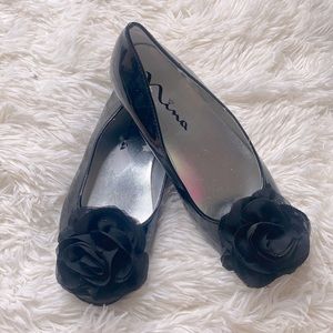Nina Black Leather Slip On Flower Ballet Flats Girl’s Size 2